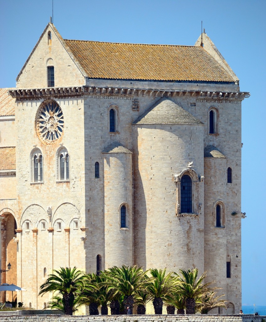 Una vista della cattedrale di Trani (BA)